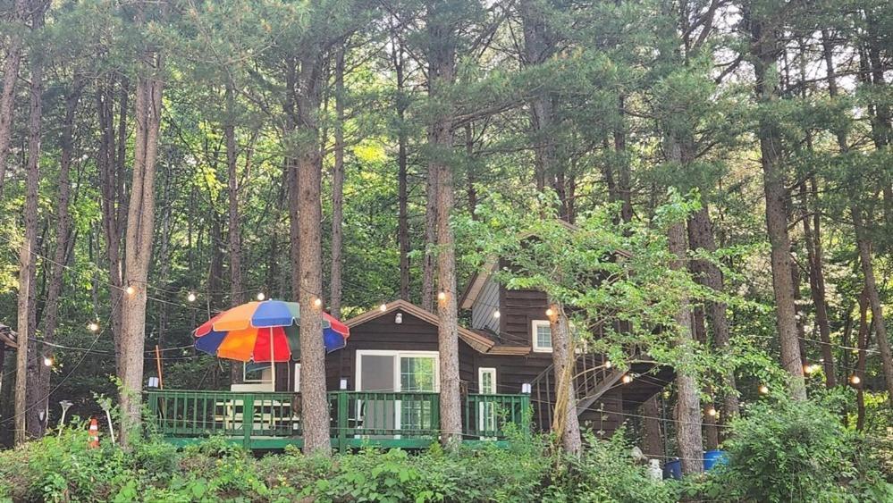 Hongcheon Gongjaksan Recreational Forest Pension Εξωτερικό φωτογραφία