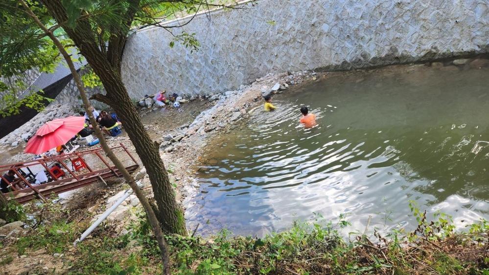 Hongcheon Gongjaksan Recreational Forest Pension Εξωτερικό φωτογραφία